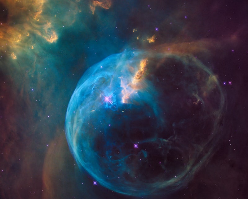 深邃宇宙中璀璨的星系与星云，象征深空探索的无限可能与科学奥秘